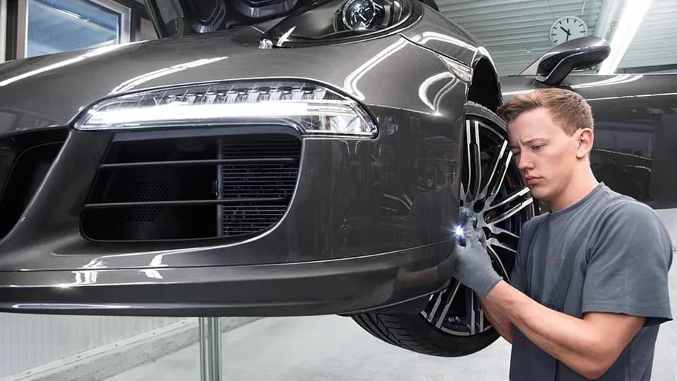 Jak załatwić przegląd samochodu na lewo i uniknąć problemów prawnych