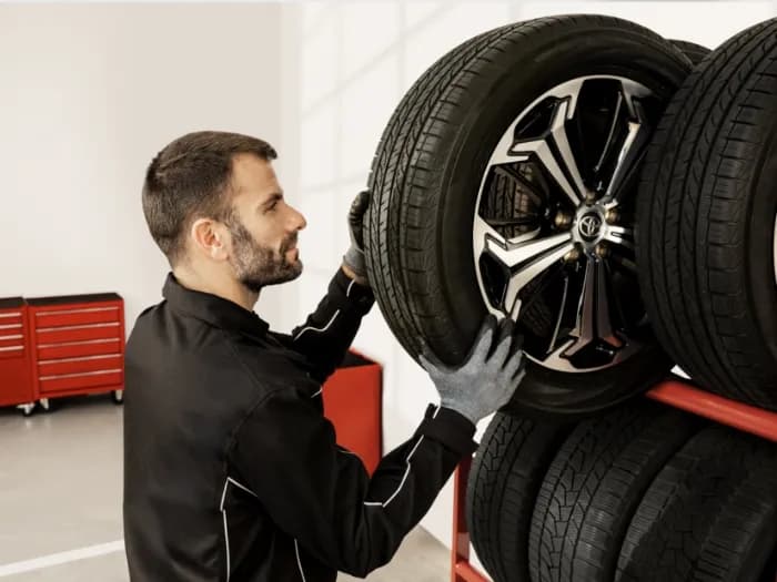 Jakie opony montuje Toyota? Sprawdź, aby uniknąć błędów w wyborze