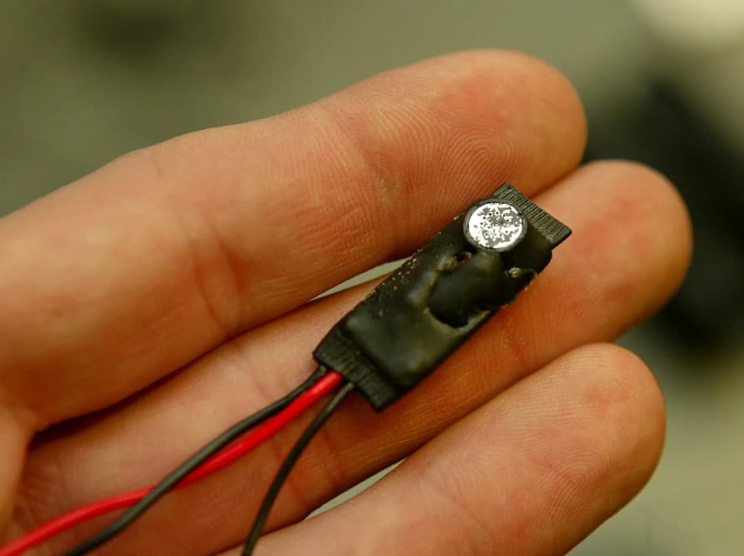 Jak skutecznie wykryć podsłuch w samochodzie i chronić swoją prywatność