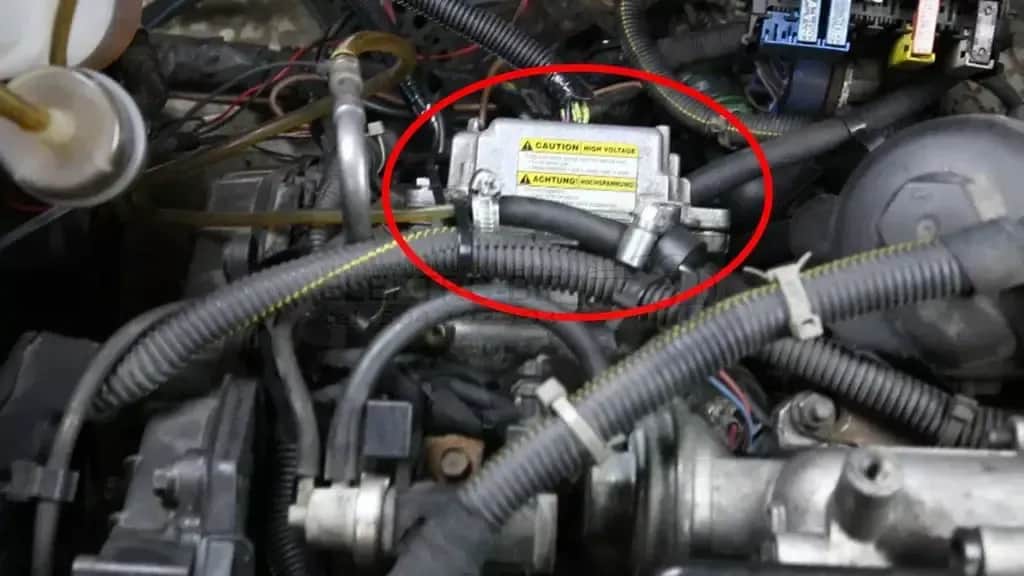 Gdzie znajduje się sterownik silnika Astra G? Oto prosta lokalizacja